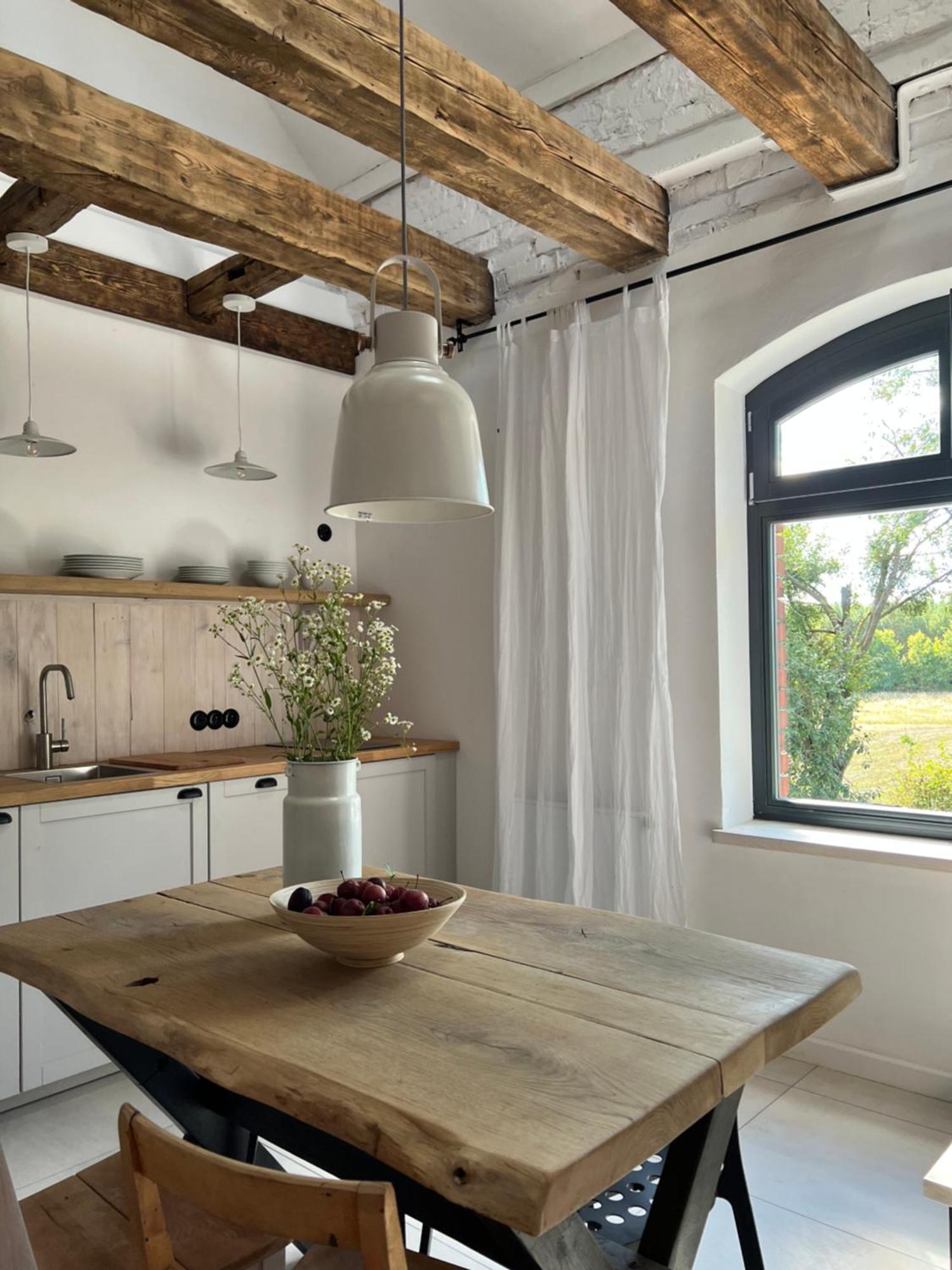 Ublik Stacja Appartement Buitenkant foto